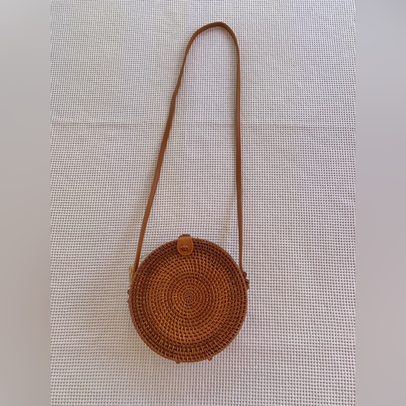 NWT Rattan Round Purse - Picture 3 of 8